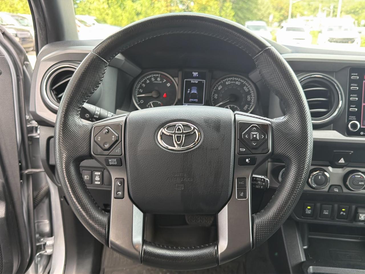 Toyota Tacoma 4WD TRD Off Road Double Cab 5' Bed V6 MT (Natl) 2022