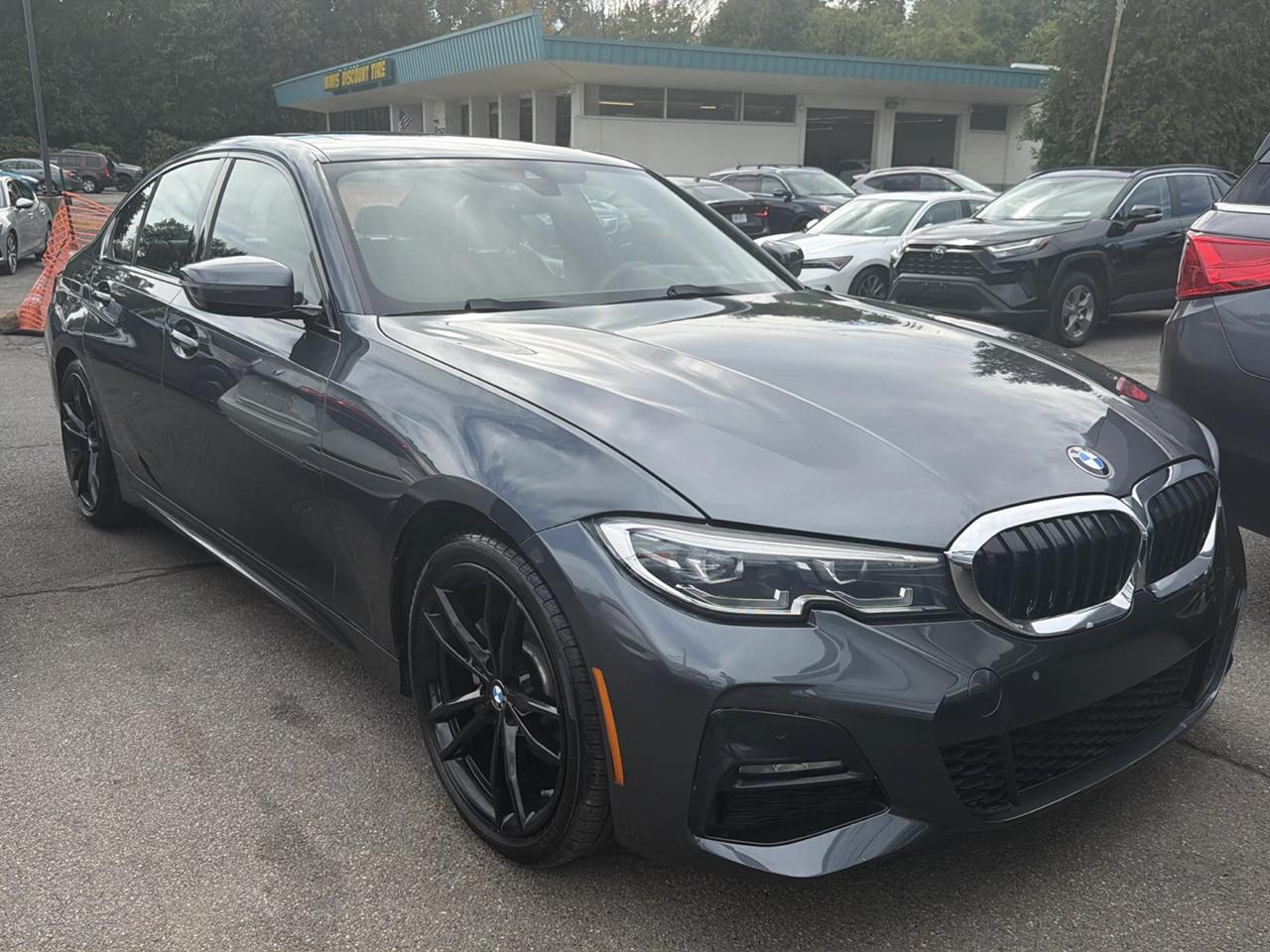 BMW 3 Series 330i xDrive Sedan North America 2020