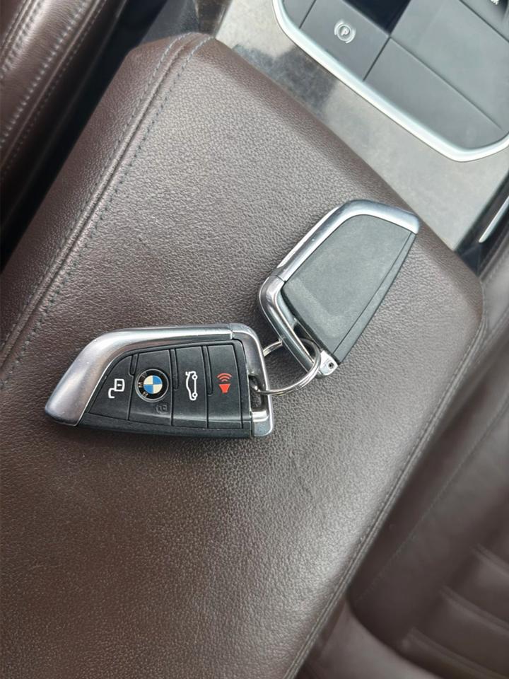 BMW 3 Series 330i xDrive Sedan North America 2020