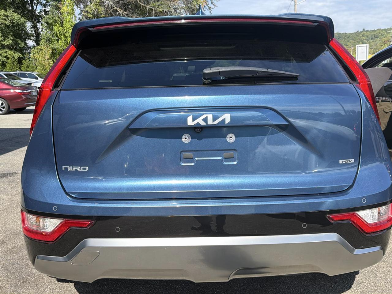 Kia Niro EX Touring FWD 2023