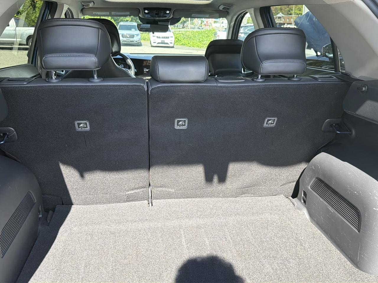 Kia Niro EX Touring FWD 2023