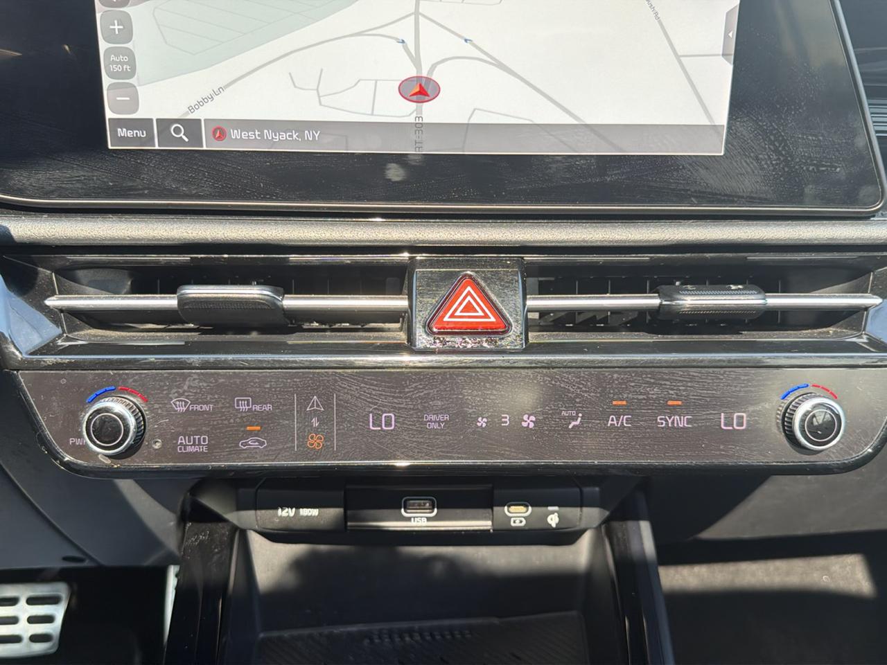 Kia Niro EX Touring FWD 2023