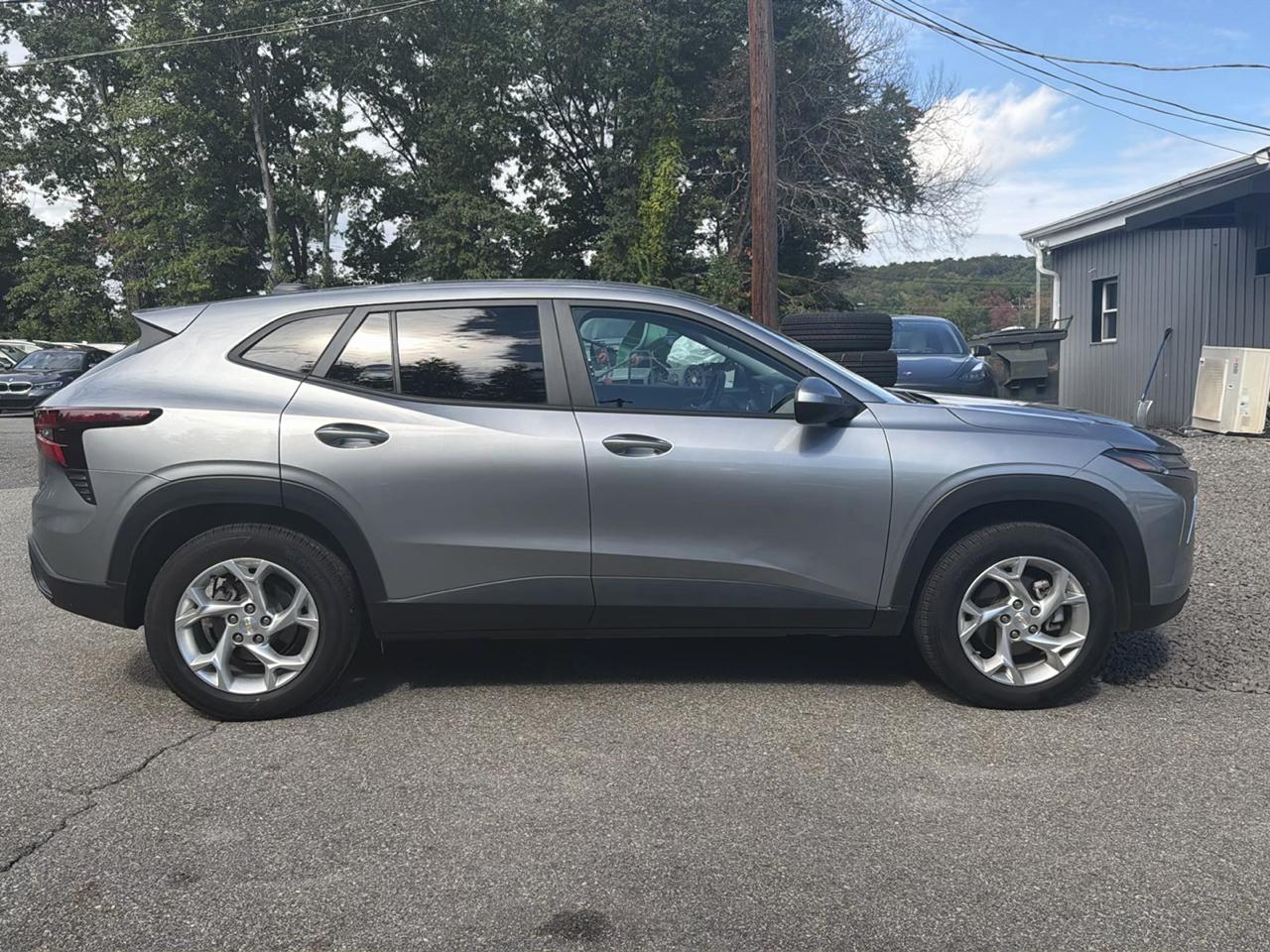 Chevrolet Trax FWD 4dr LS 2024