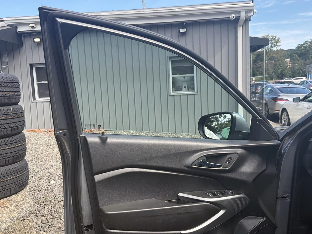 Chevrolet Trax FWD 4dr LS 2024