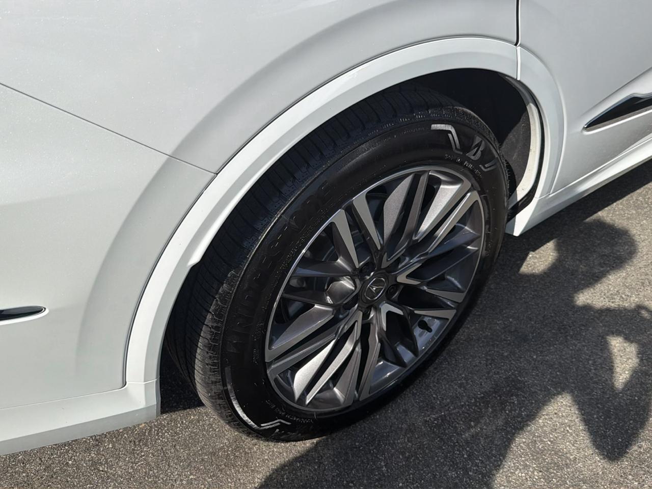 Acura MDX SH-AWD w/Advance Package 2026