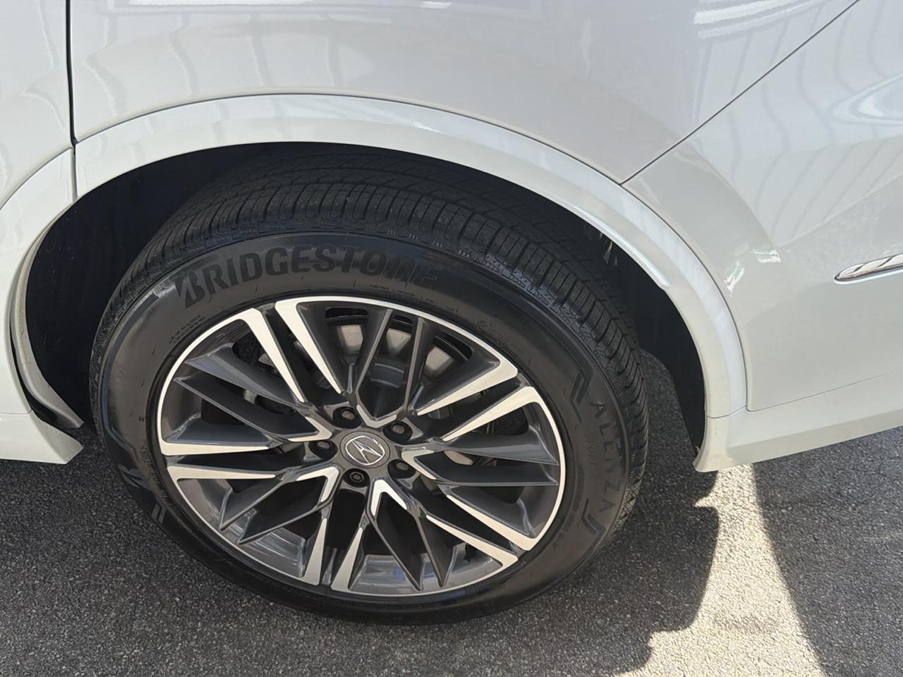 Acura MDX SH-AWD w/Advance Package 2026