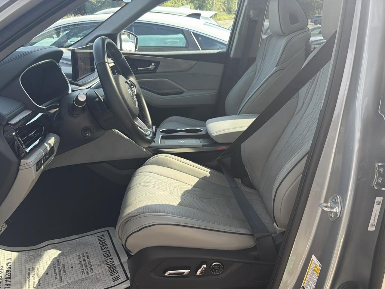 Acura MDX SH-AWD w/Advance Package 2026