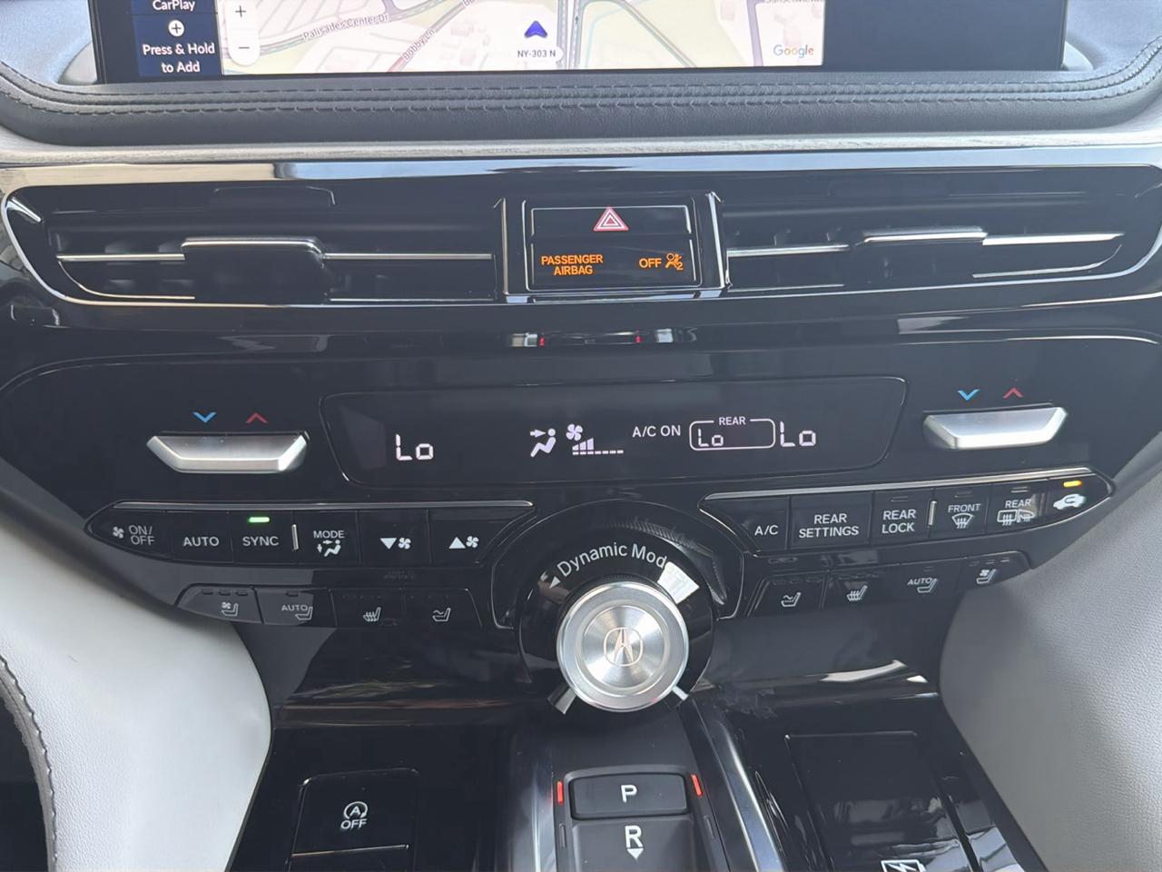 Acura MDX SH-AWD w/Advance Package 2026
