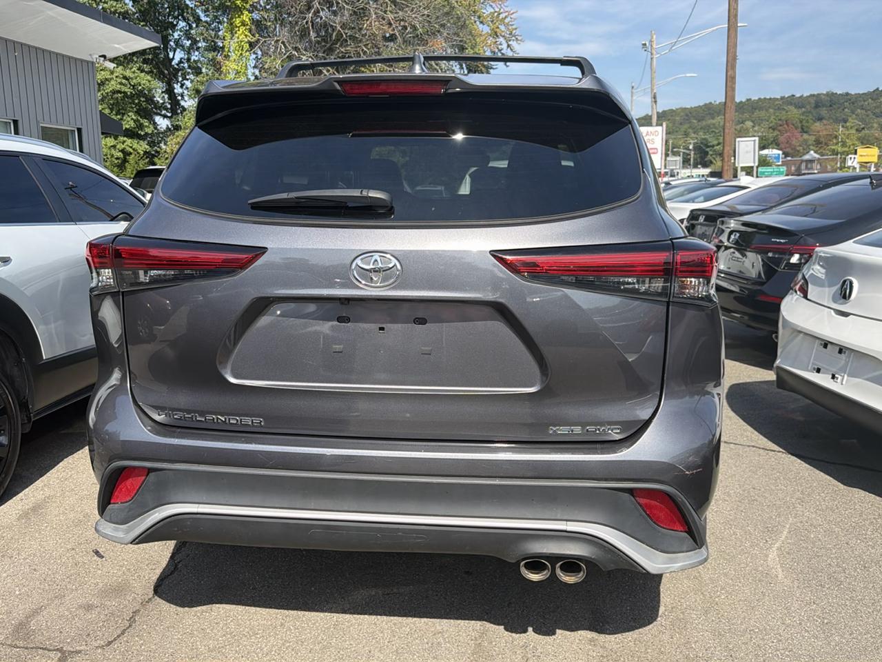 Toyota Highlander Platinum AWD (Natl) 2023