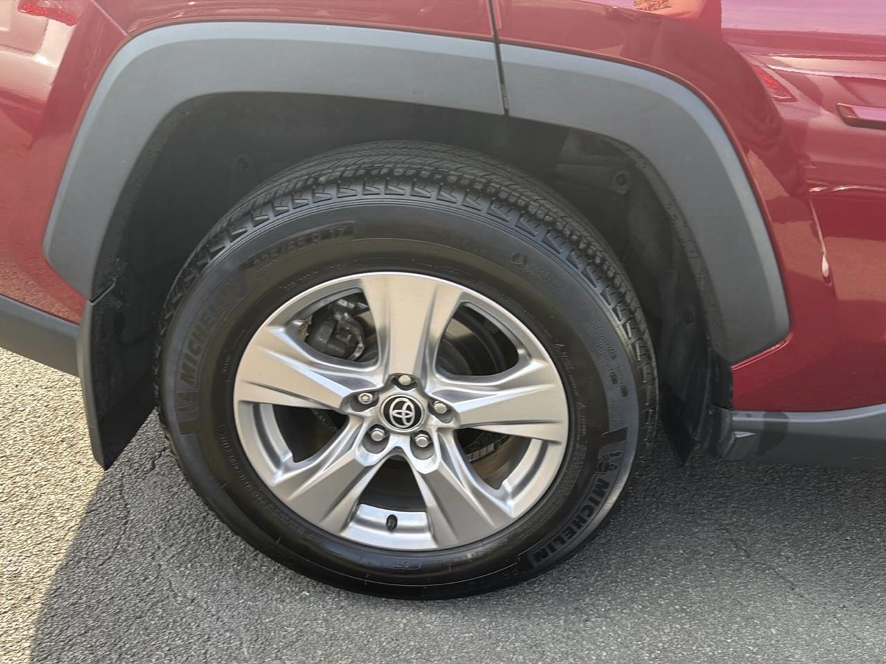 Toyota RAV4 XLE AWD (Natl) 2023