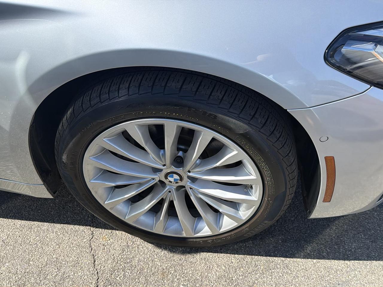BMW 5 Series 540i xDrive Sedan 2021