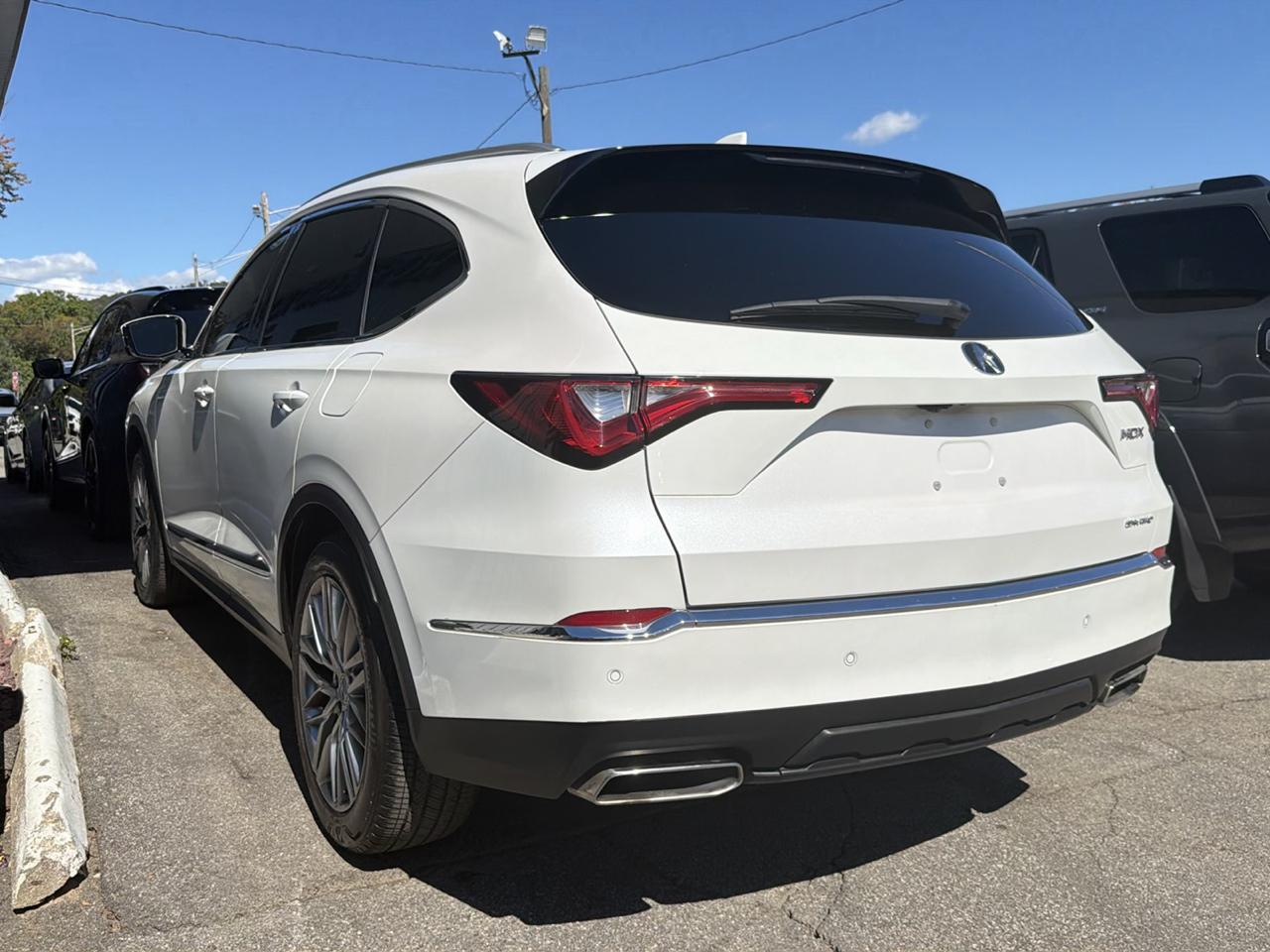 Acura MDX SH-AWD w/Advance Package 2024