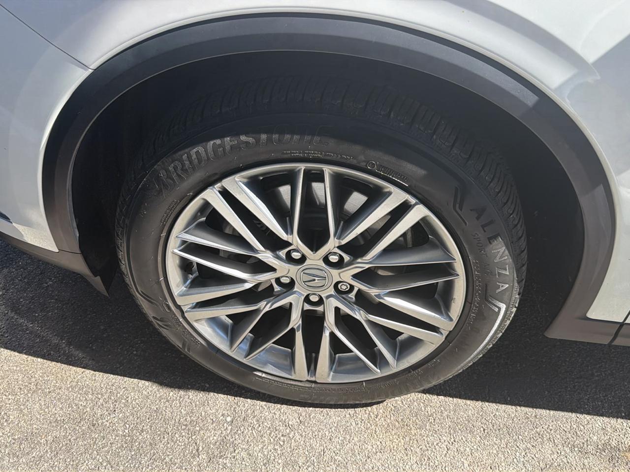 Acura MDX SH-AWD w/Advance Package 2024