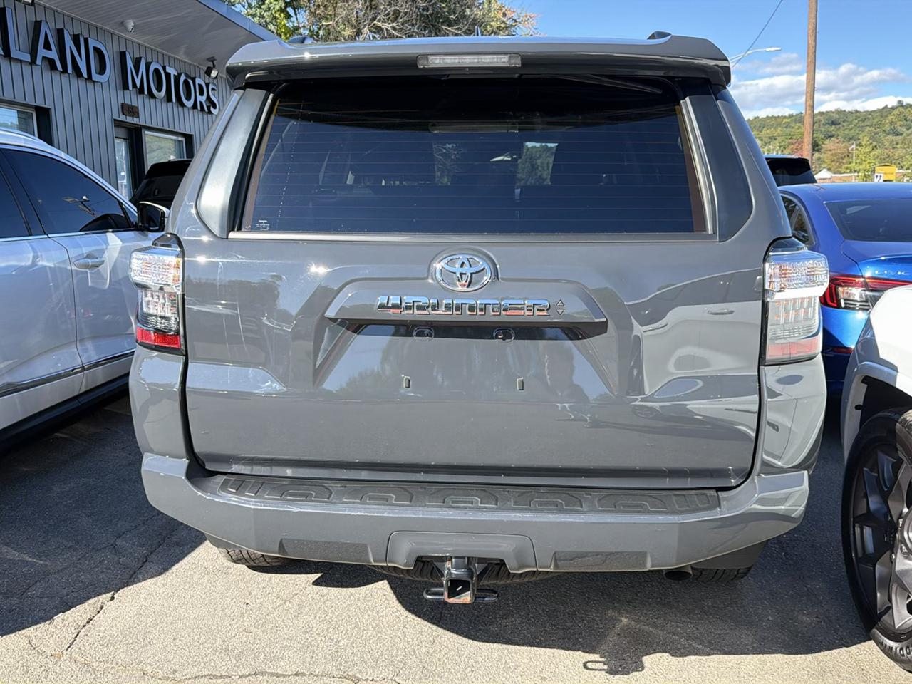 Toyota 4Runner SR5 Premium 4WD (Natl) 2024