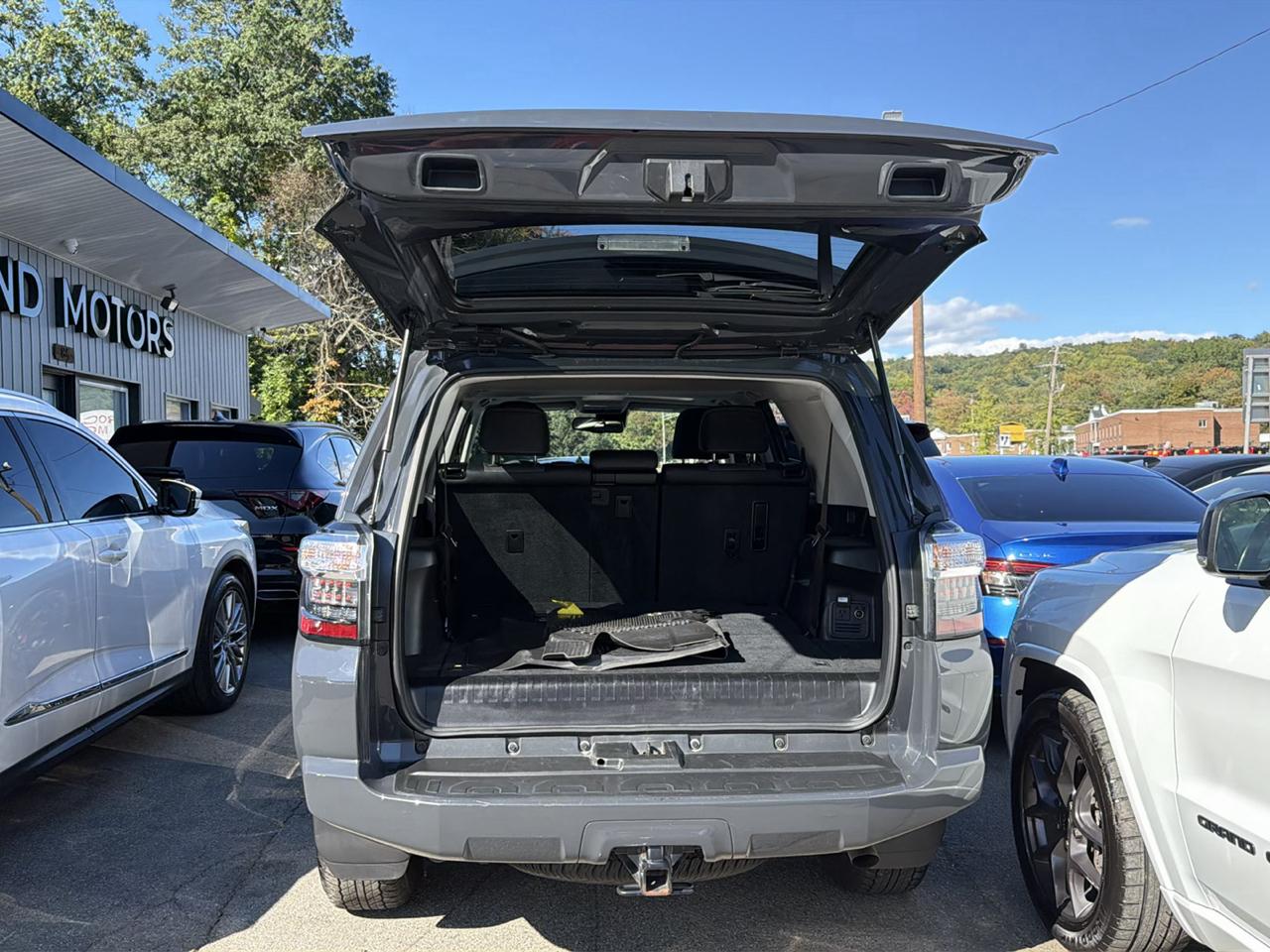 Toyota 4Runner SR5 Premium 4WD (Natl) 2024