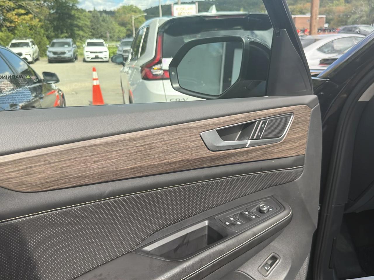 Volkswagen Atlas 2.0T SEL 4MOTION 2024