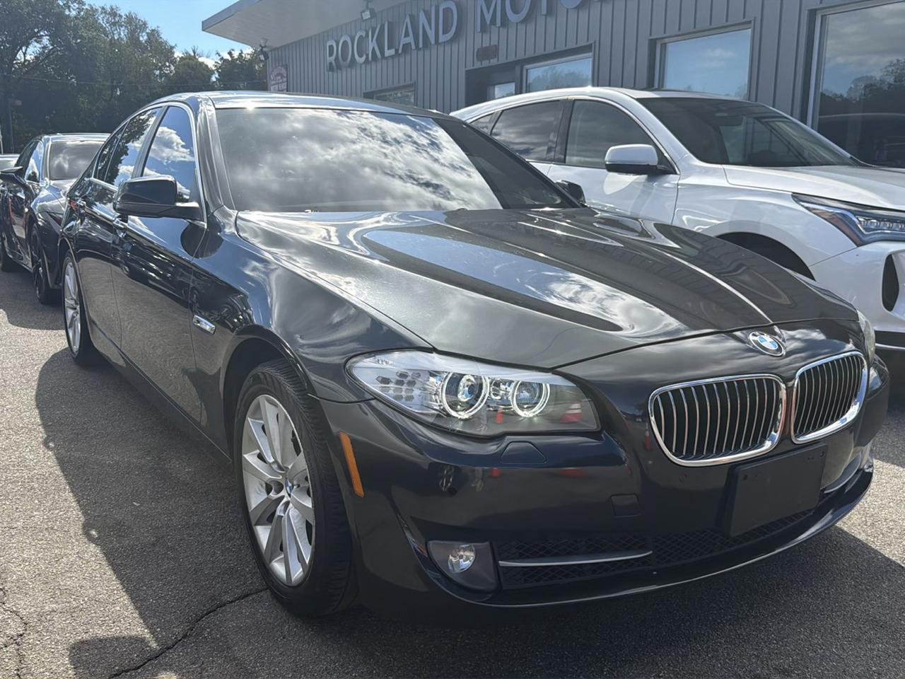 BMW 5 Series 4dr Sdn 528i xDrive AWD 2013
