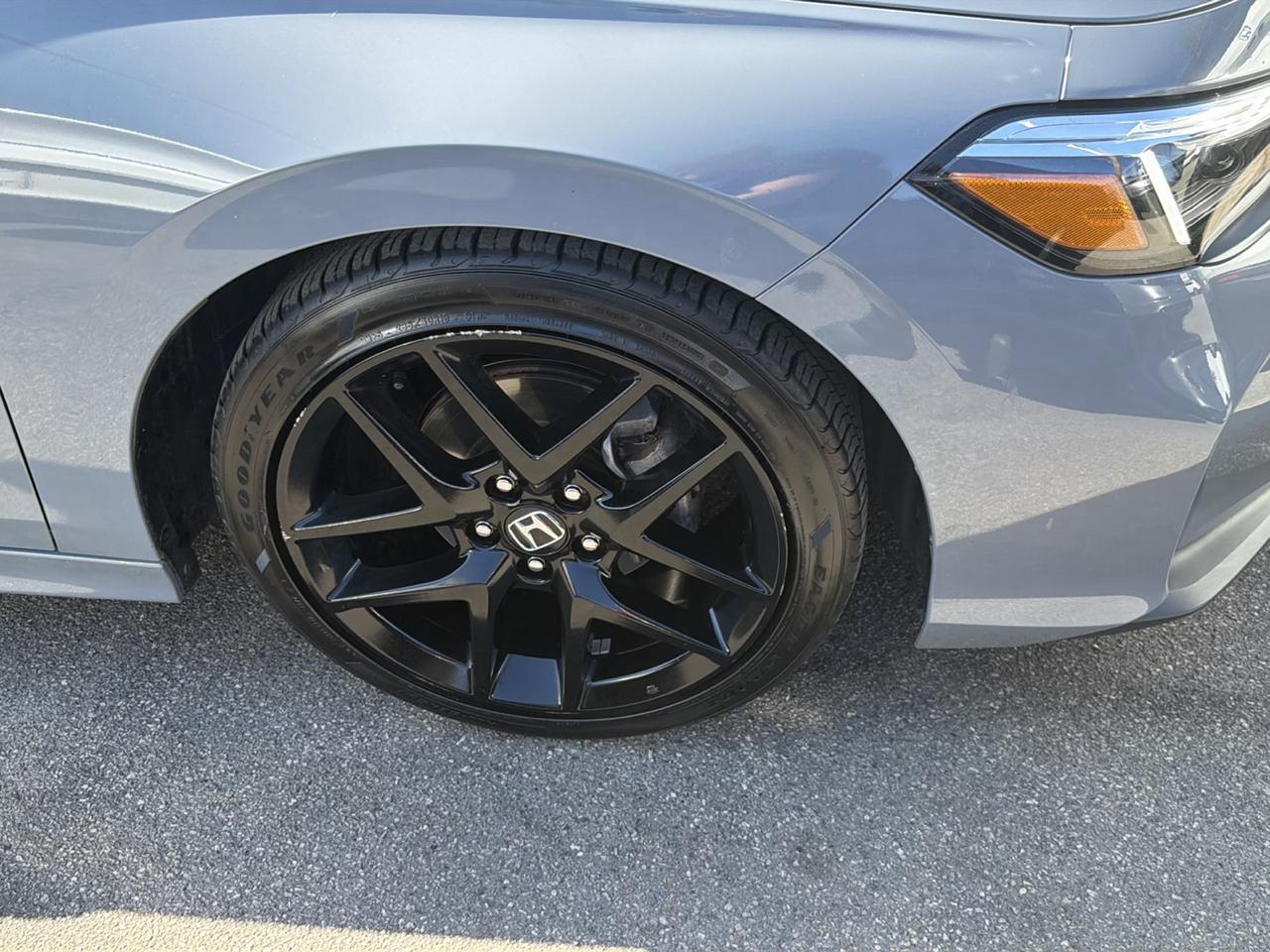 Honda Civic Sedan Sport CVT 2025