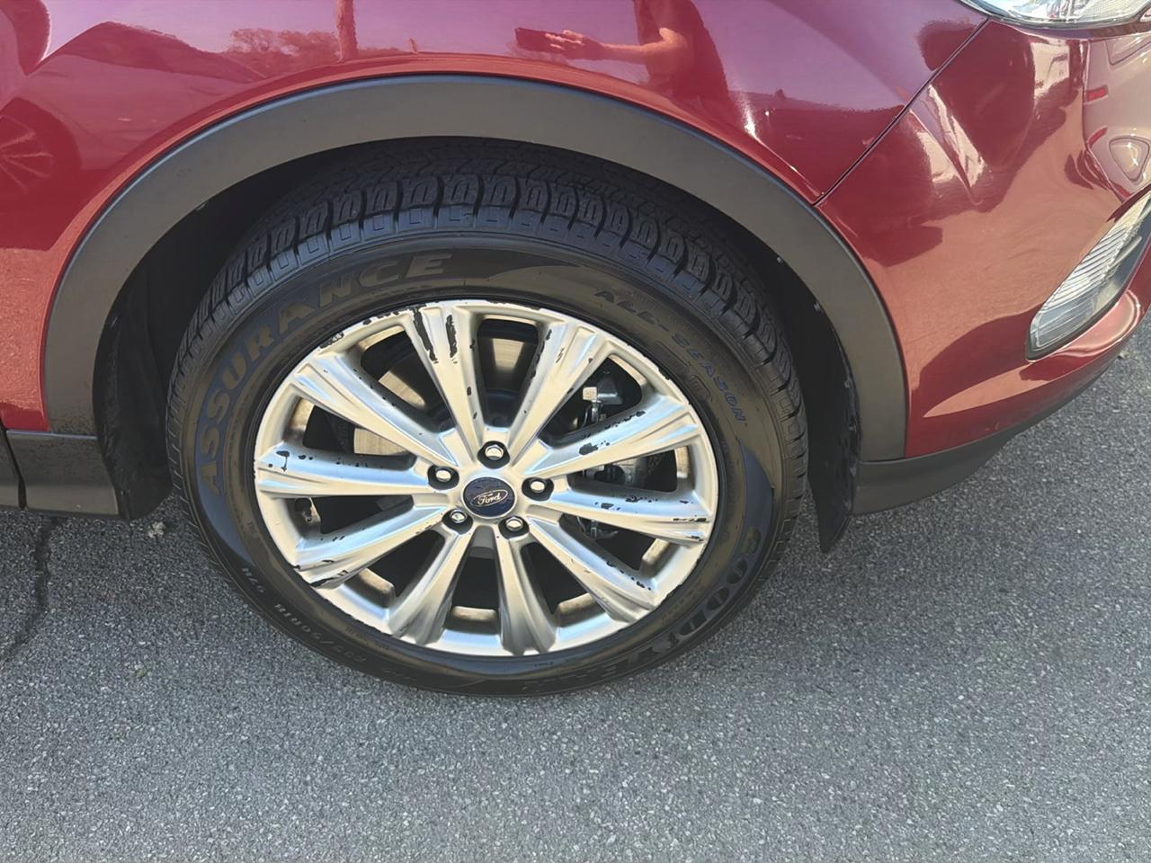 Ford Escape Titanium 4WD 2017