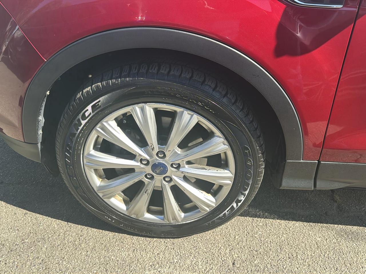 Ford Escape Titanium 4WD 2017
