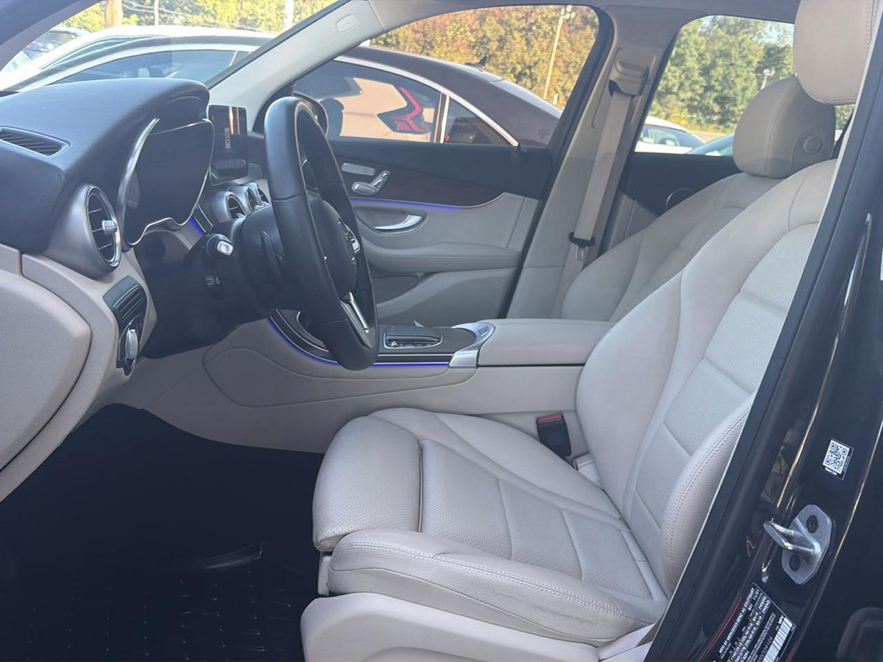 Mercedes-Benz GLC GLC 300 4MATIC SUV 2022