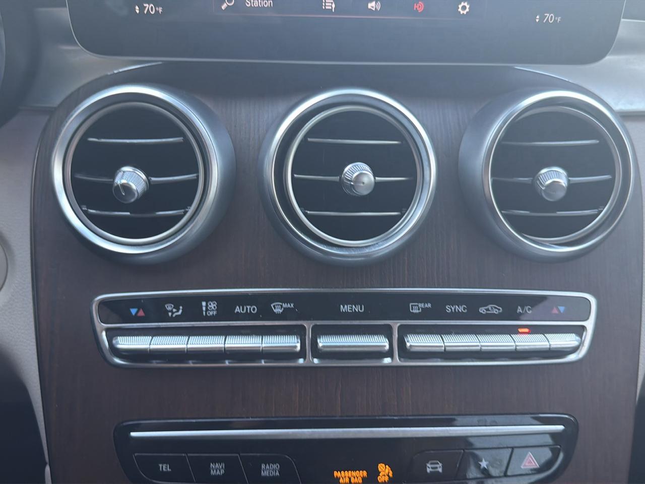 Mercedes-Benz GLC GLC 300 4MATIC SUV 2022