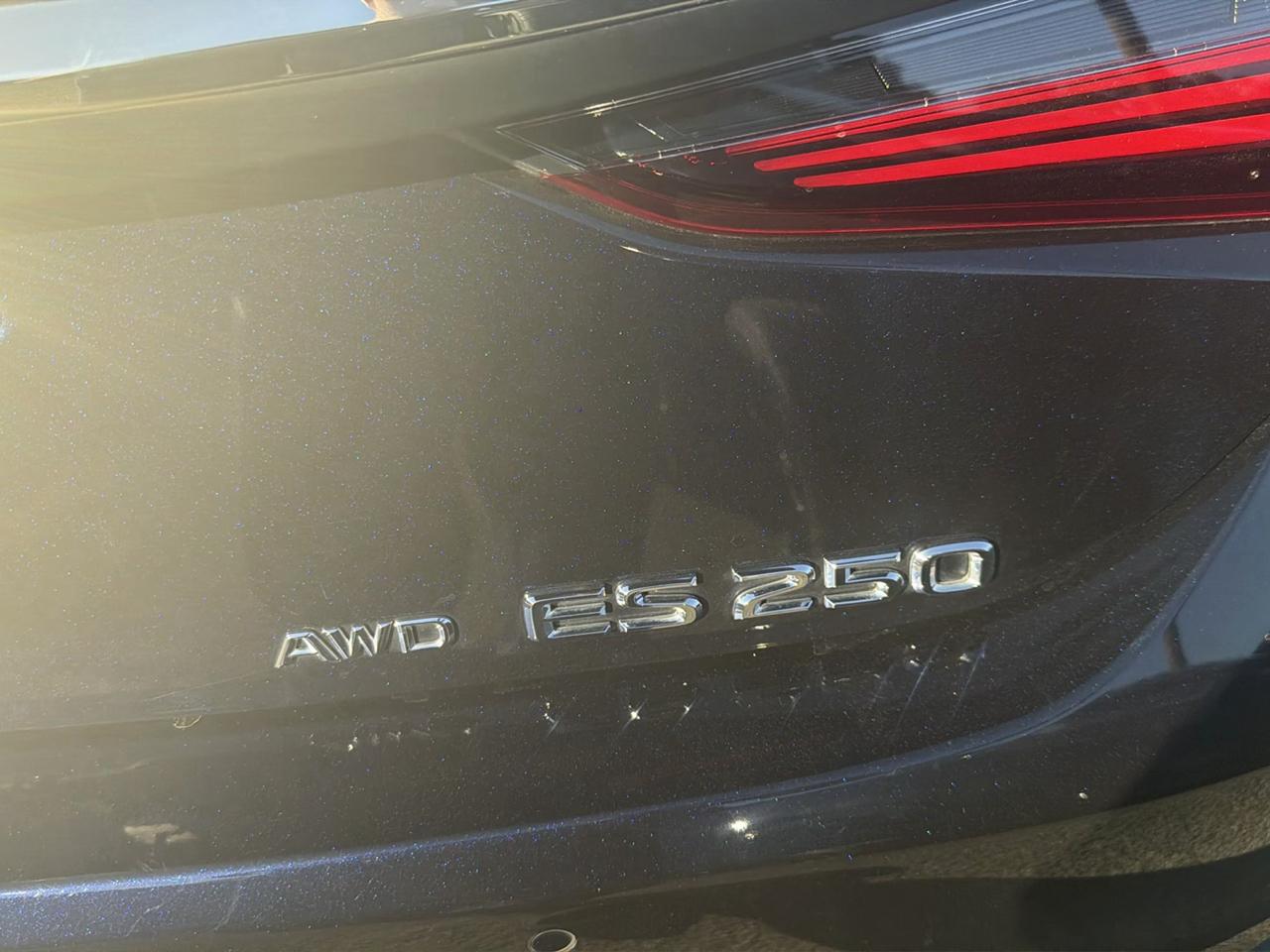 Lexus ES ES 250 Luxury AWD 2023