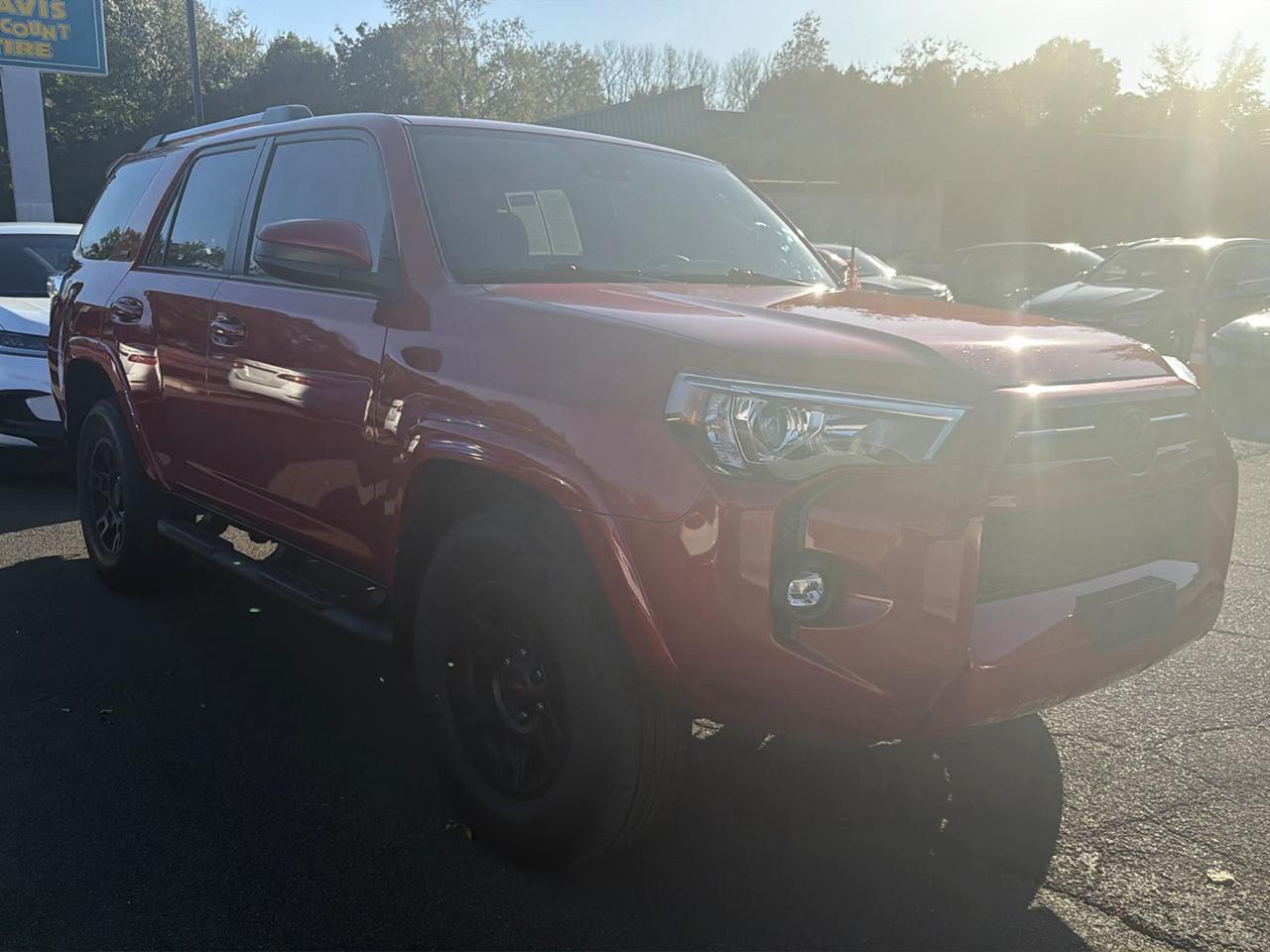 Toyota 4Runner SR5 2024