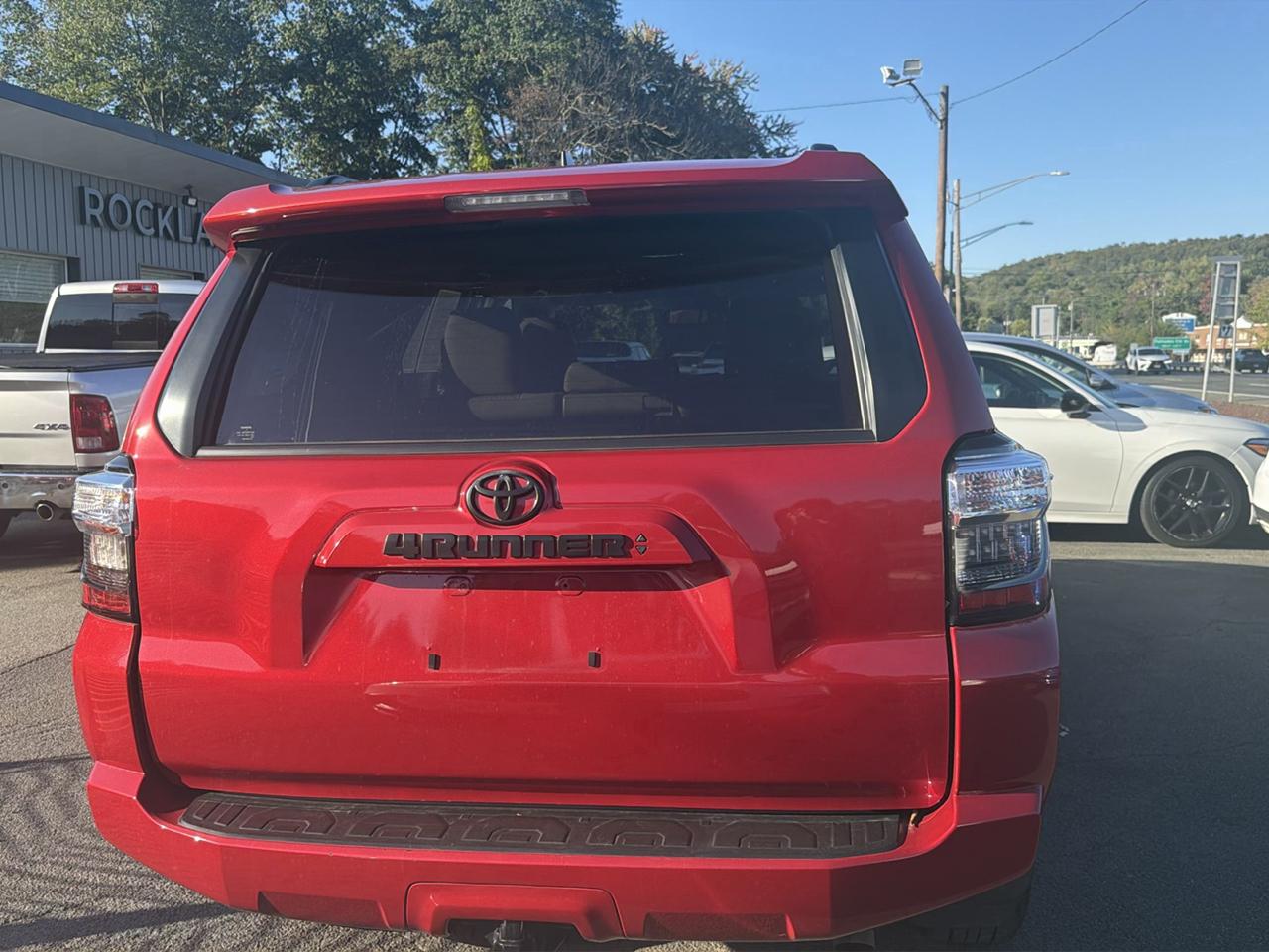 Toyota 4Runner SR5 2024