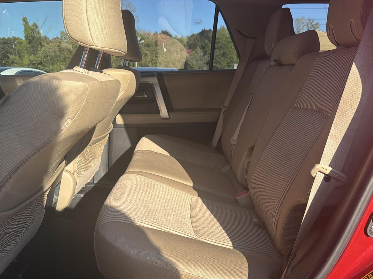 Toyota 4Runner SR5 2024