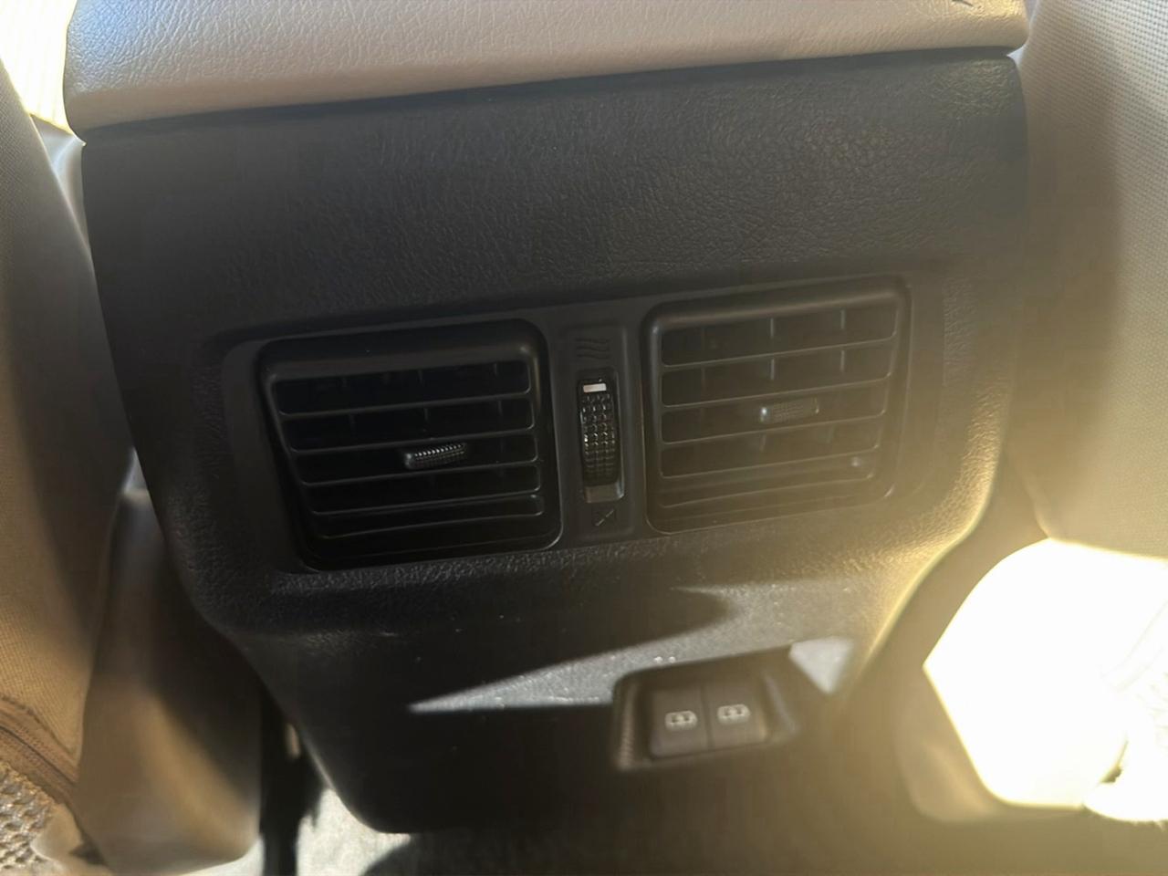 Toyota 4Runner SR5 2024