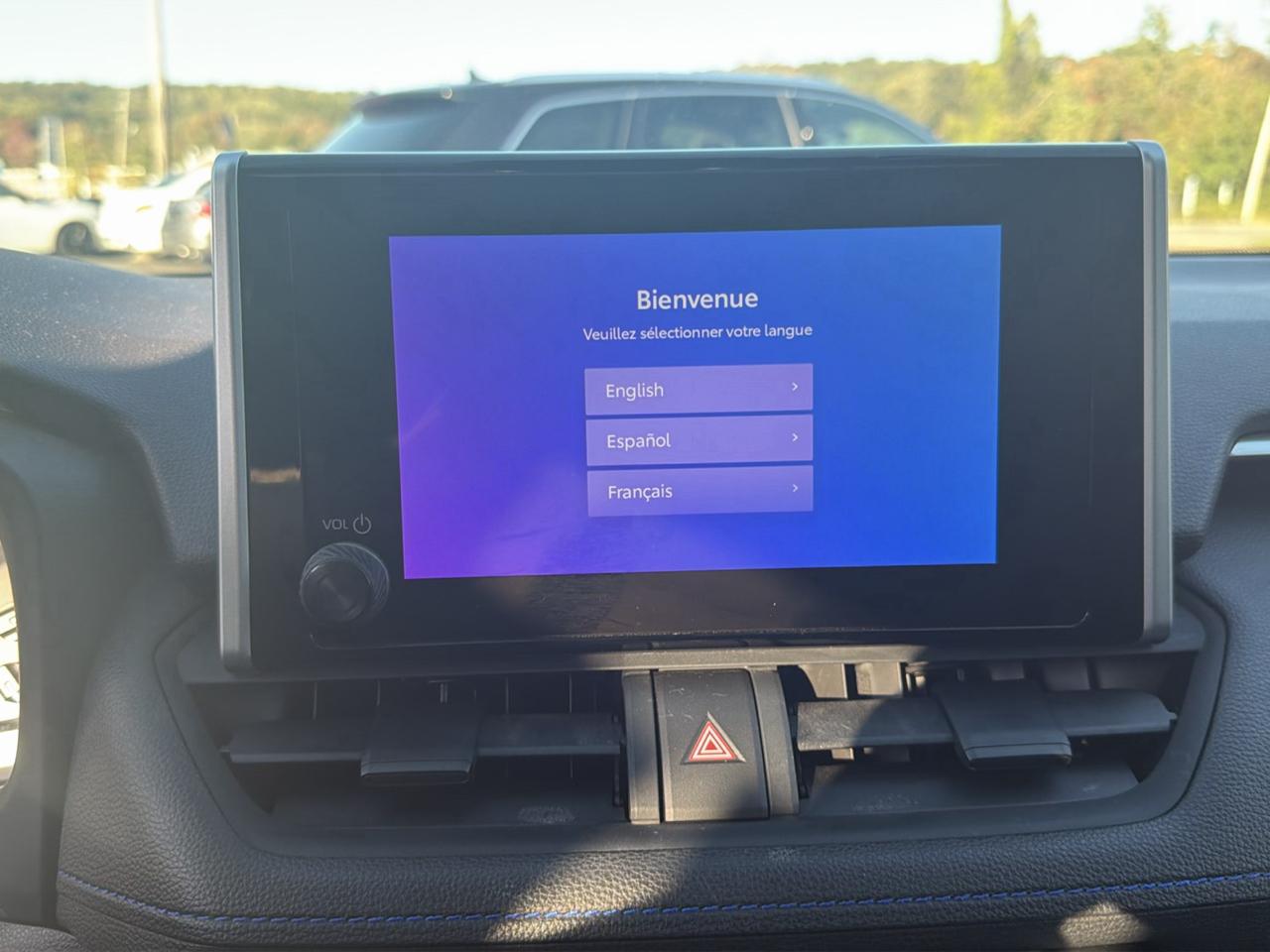 Toyota RAV4 Hybrid SE AWD (Natl) 2023