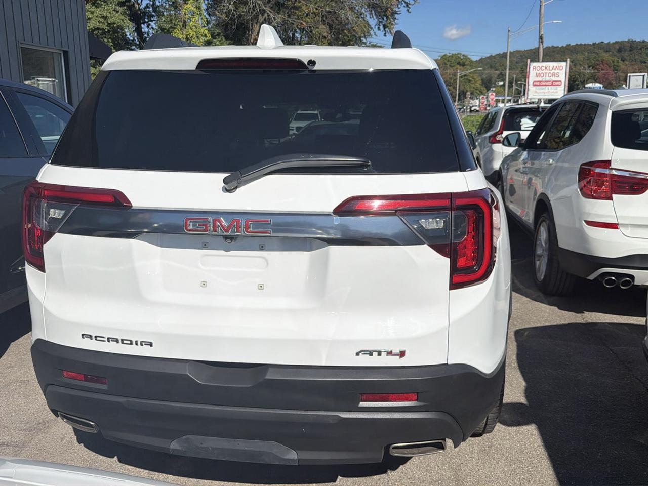 GMC Acadia AWD 4dr AT4 2023