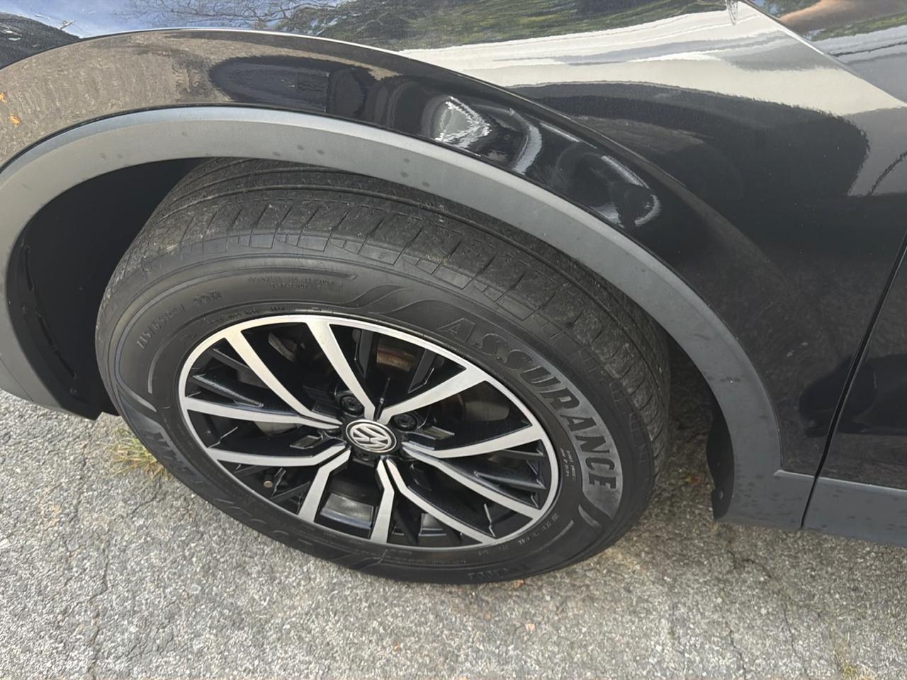 Volkswagen Tiguan  2021