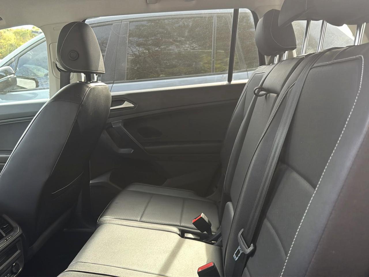 Volkswagen Tiguan  2021