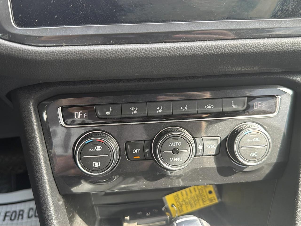 Volkswagen Tiguan  2021