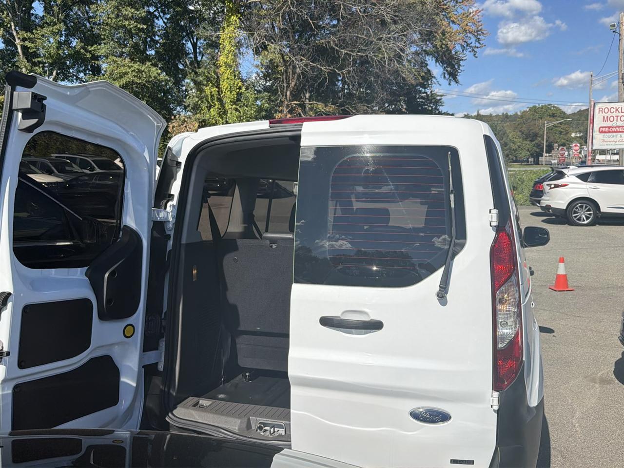 Ford Transit Connect Wagon XL LWB w/Rear Symmetrical Doors 2022