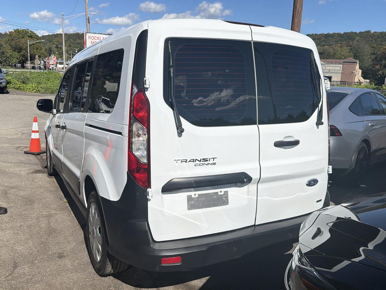 Ford Transit Connect Wagon XL LWB w/Rear Symmetrical Doors 2022