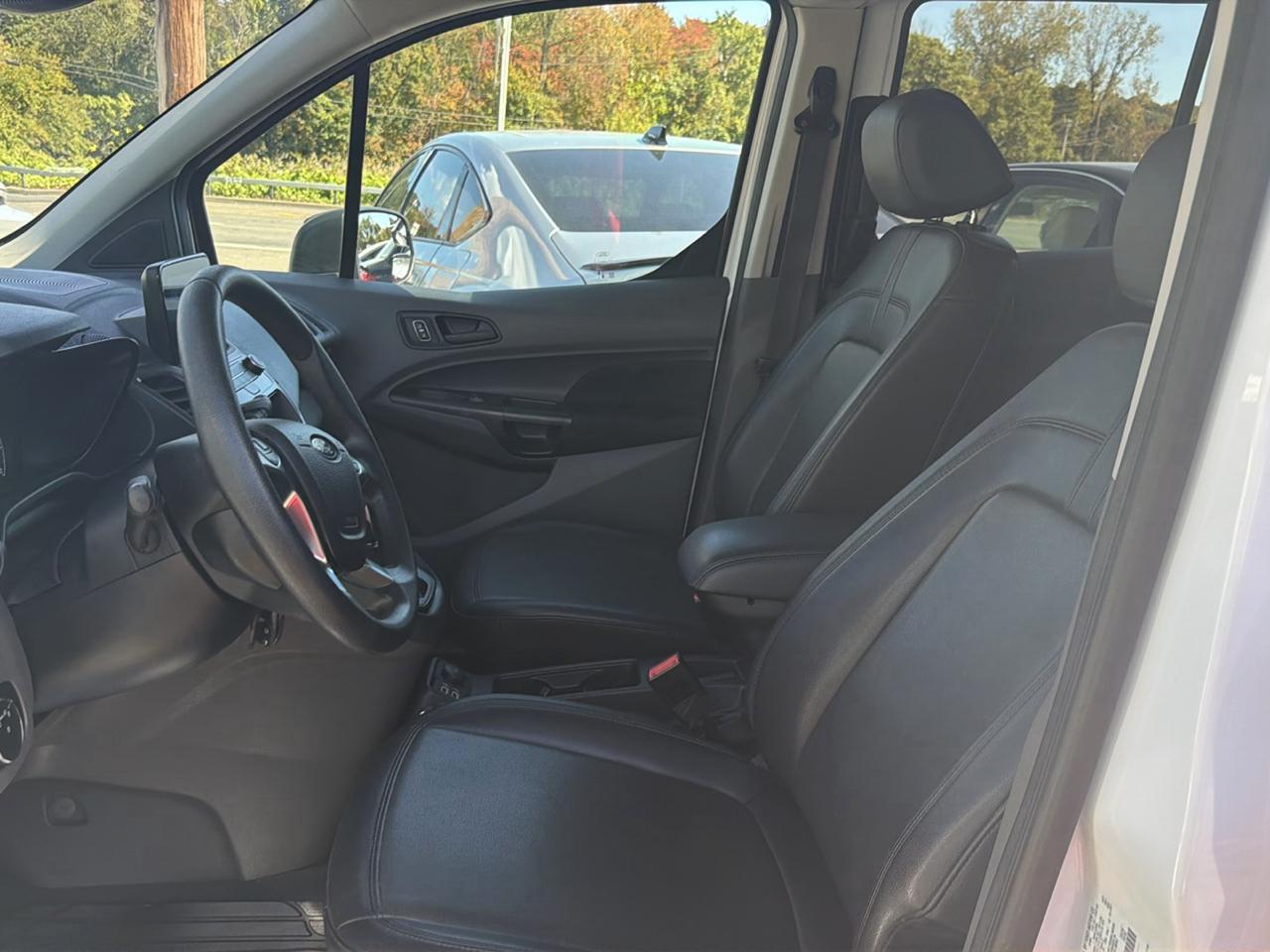 Ford Transit Connect Wagon XL LWB w/Rear Symmetrical Doors 2022