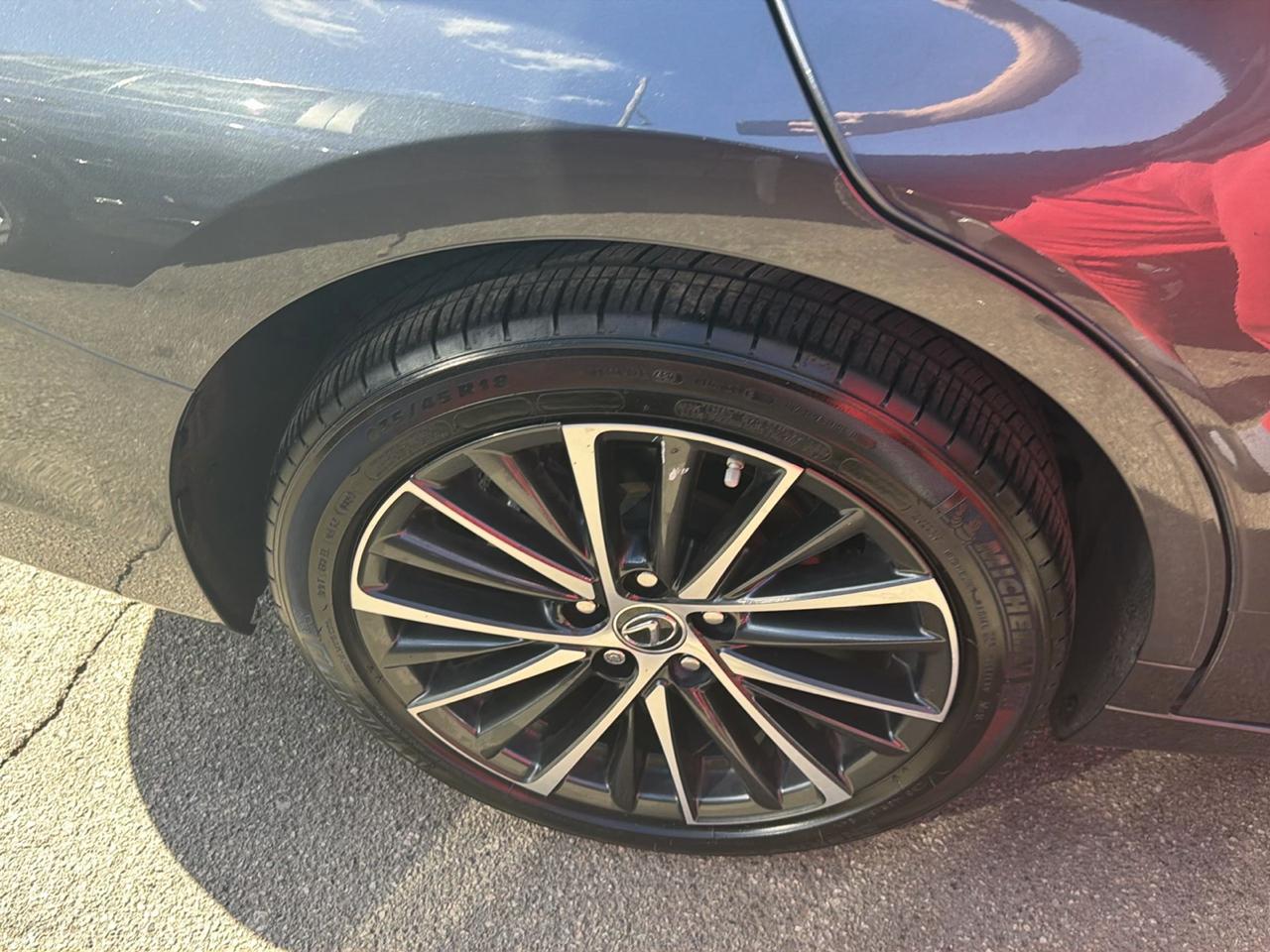 Lexus ES ES 250 AWD 2024