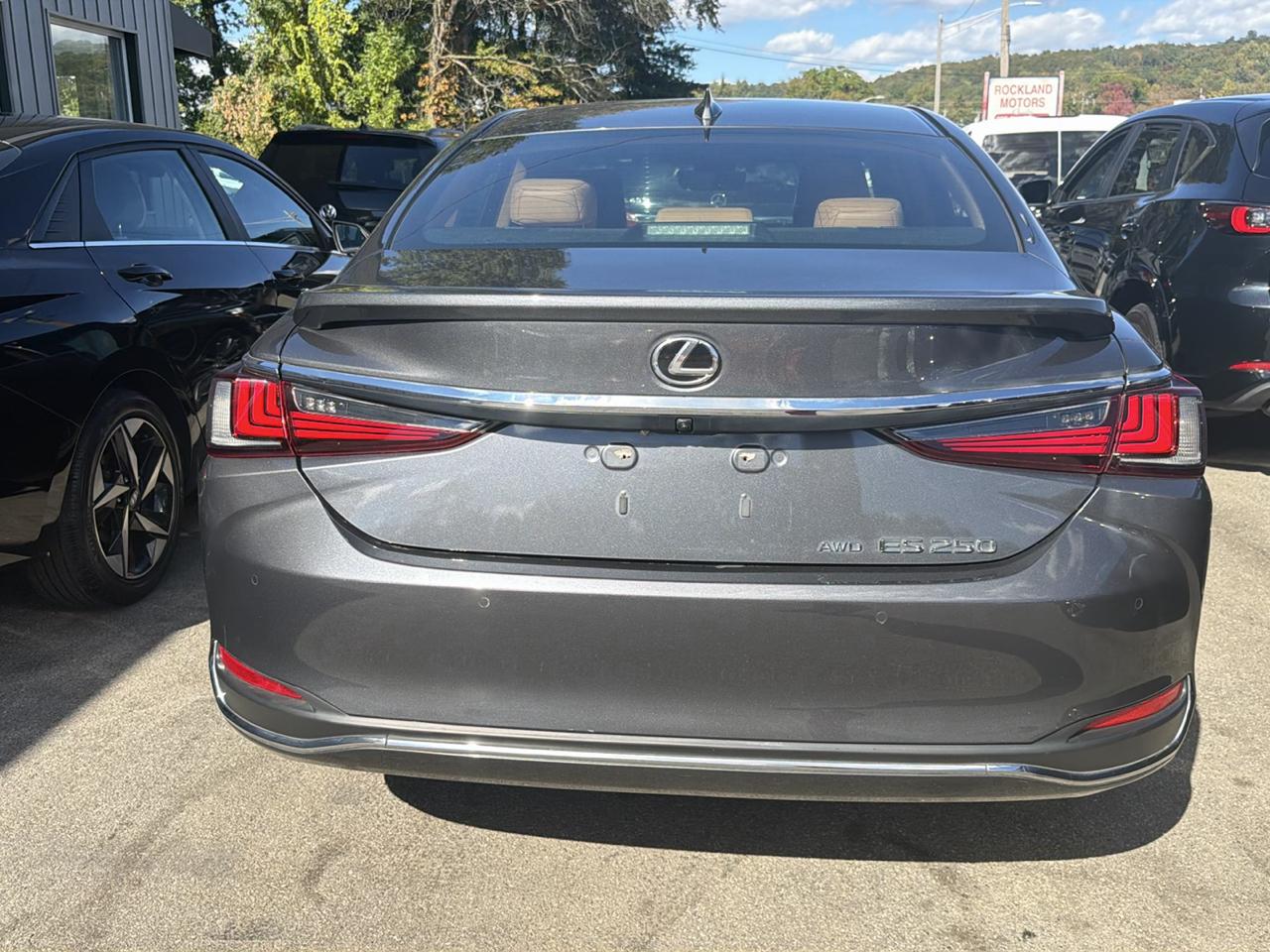 Lexus ES ES 250 AWD 2024