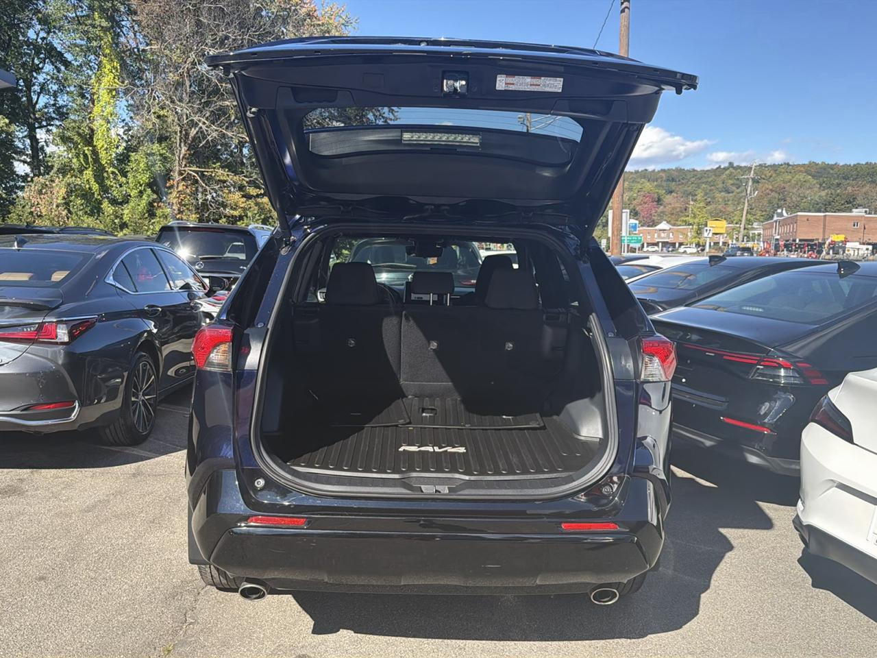 Toyota RAV4 Prime SE (Natl) 2024