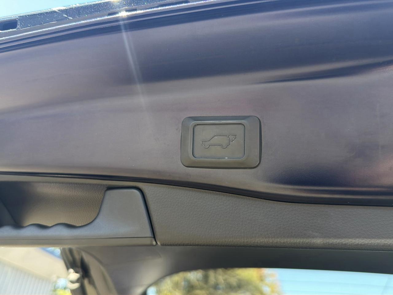 Toyota RAV4 Prime SE (Natl) 2024