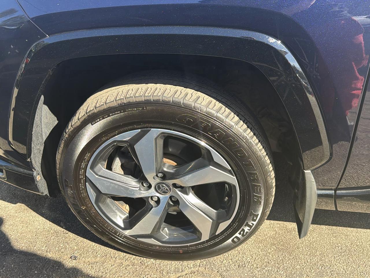 Toyota RAV4 Prime SE (Natl) 2024