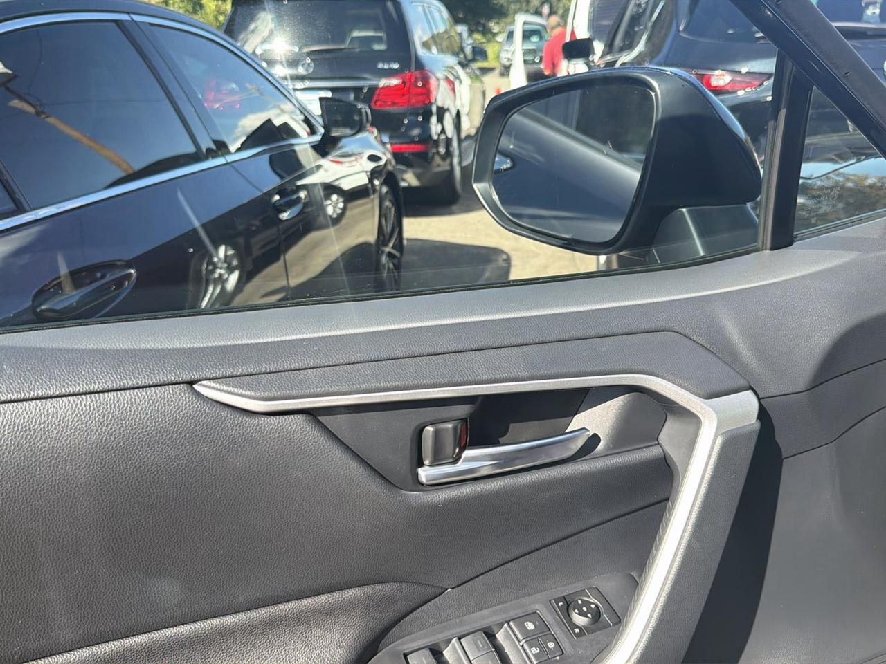Toyota RAV4 Prime SE (Natl) 2024
