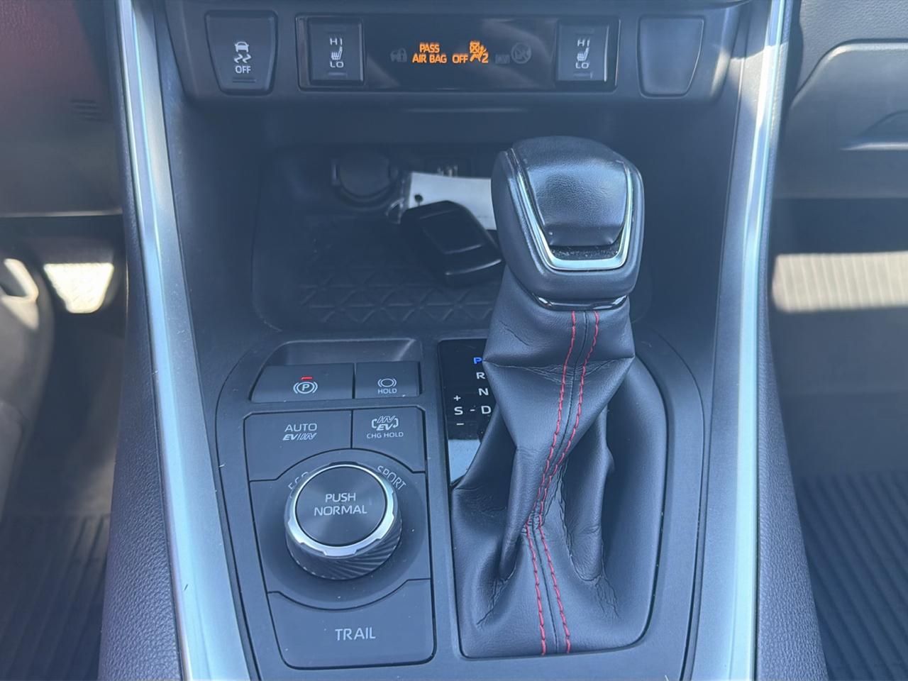 Toyota RAV4 Prime SE (Natl) 2024