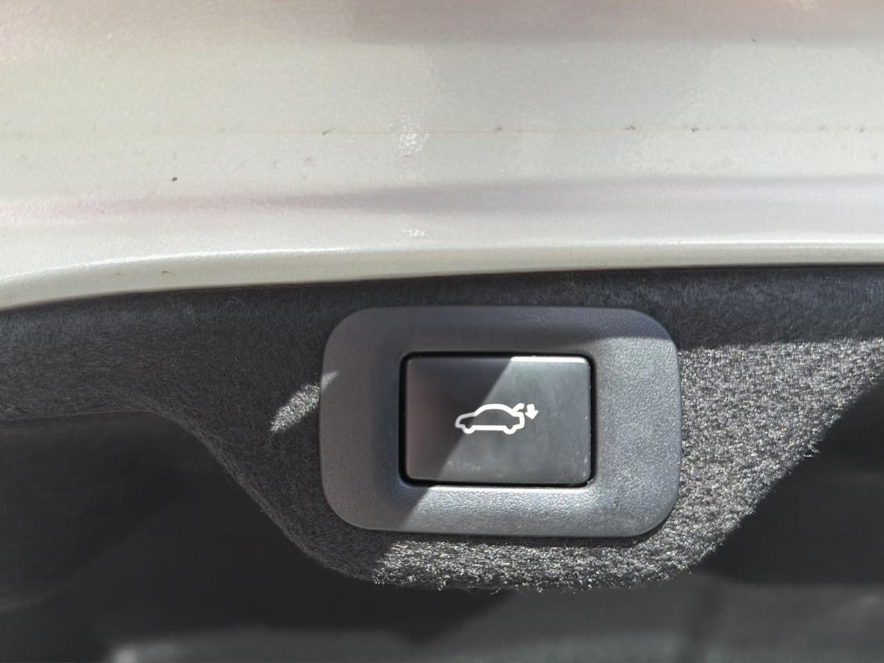 Lexus ES ES 300h Luxury FWD 2022