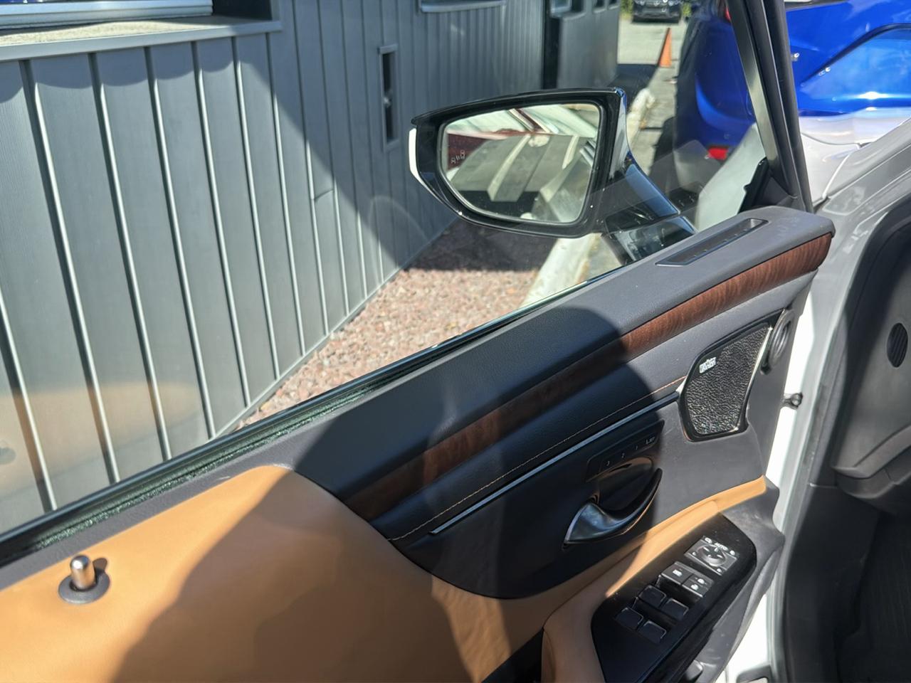 Lexus ES ES 300h Luxury FWD 2022