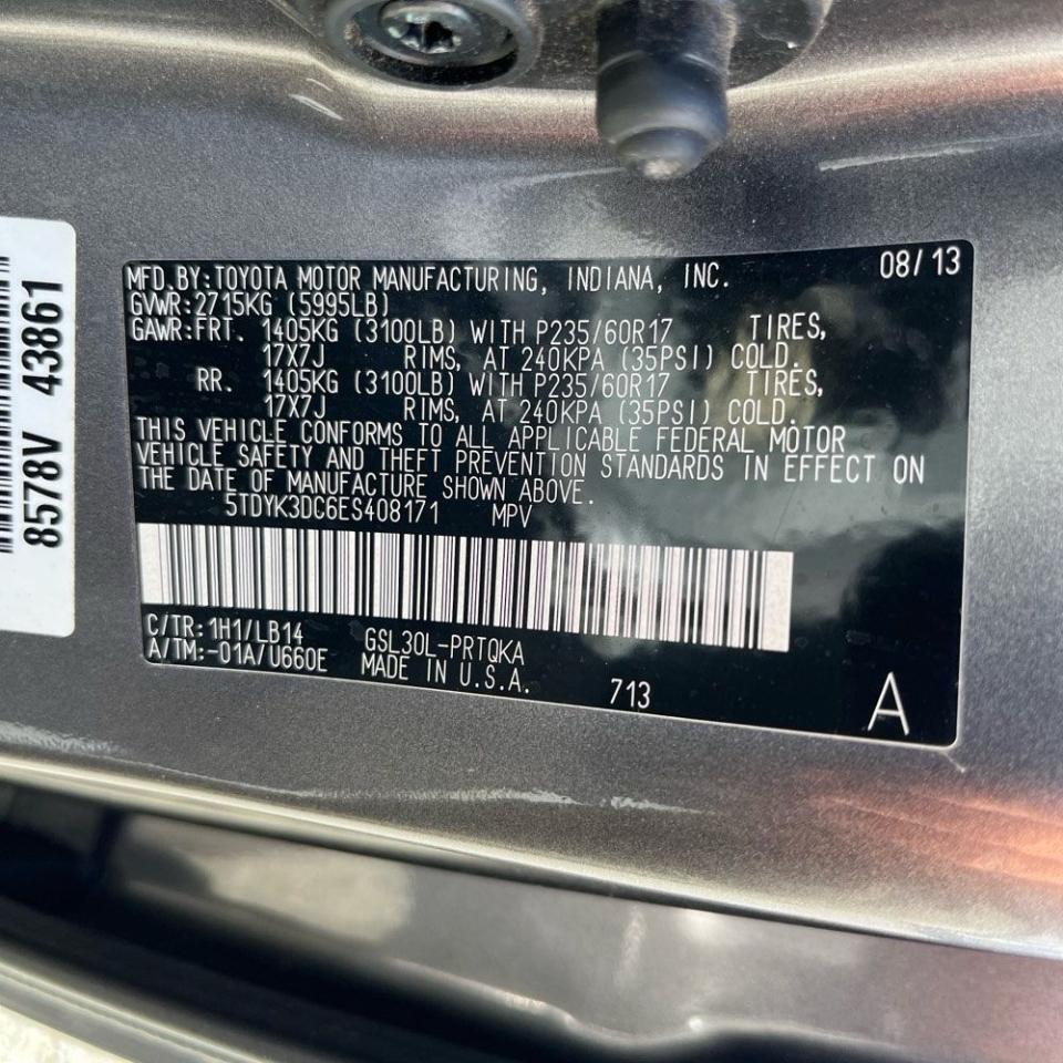 Toyota Sienna 5dr 7-Pass Van V6 XLE AAS FWD (Natl) 2014