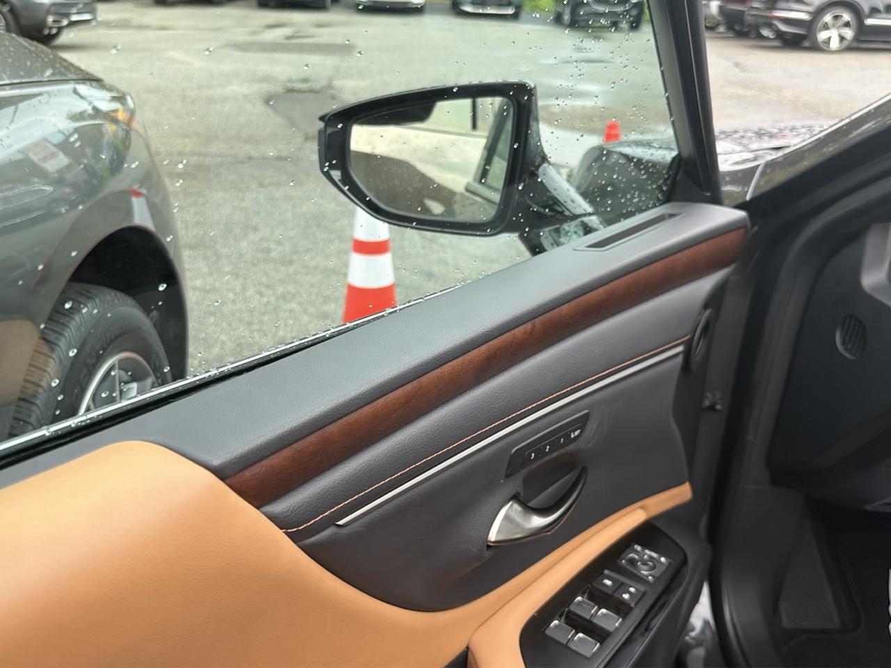 Lexus ES ES 350 FWD 2023
